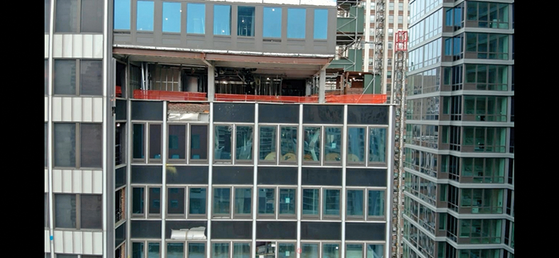 东42街前辉瑞大厦发生支柱断裂严重事故 数千人紧急撤离_东42街前辉瑞大厦发生支柱断裂严重事故 数千人紧急撤离_