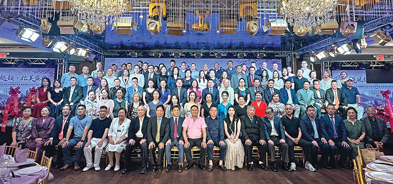 年底庆功宴上的讲话_庆功宴活动方案_