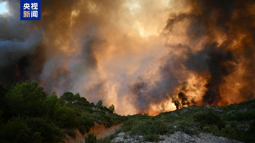 _西班牙火山持续喷发_西班牙一座火山已喷发一个月