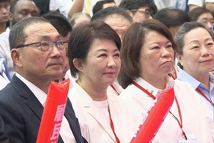 台湾立法重罚乱打110民众__东京民众集会抗议